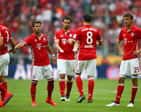 Bayern drop first points, Dortmund lose at Leverkusen